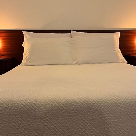 Bed and Breakfast Romeu Картейра Экстерьер фото