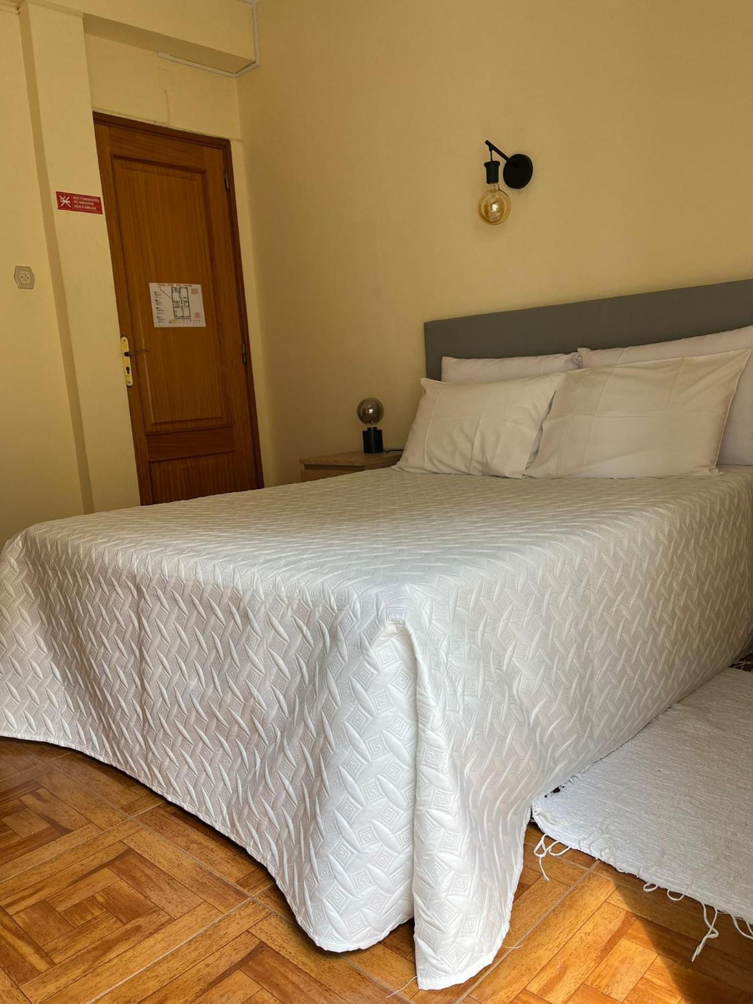 Bed and Breakfast Romeu Картейра Экстерьер фото